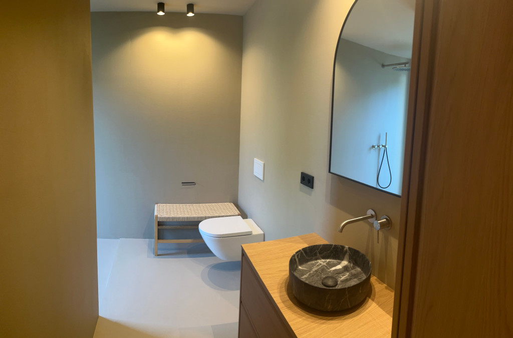 Exclusive designer apartment in an architect-designed house – furnished, stylish, ready to move in