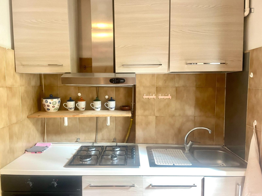 2-bedroom apartment, with outdoor area - Milan - chambre - ImmoJeune