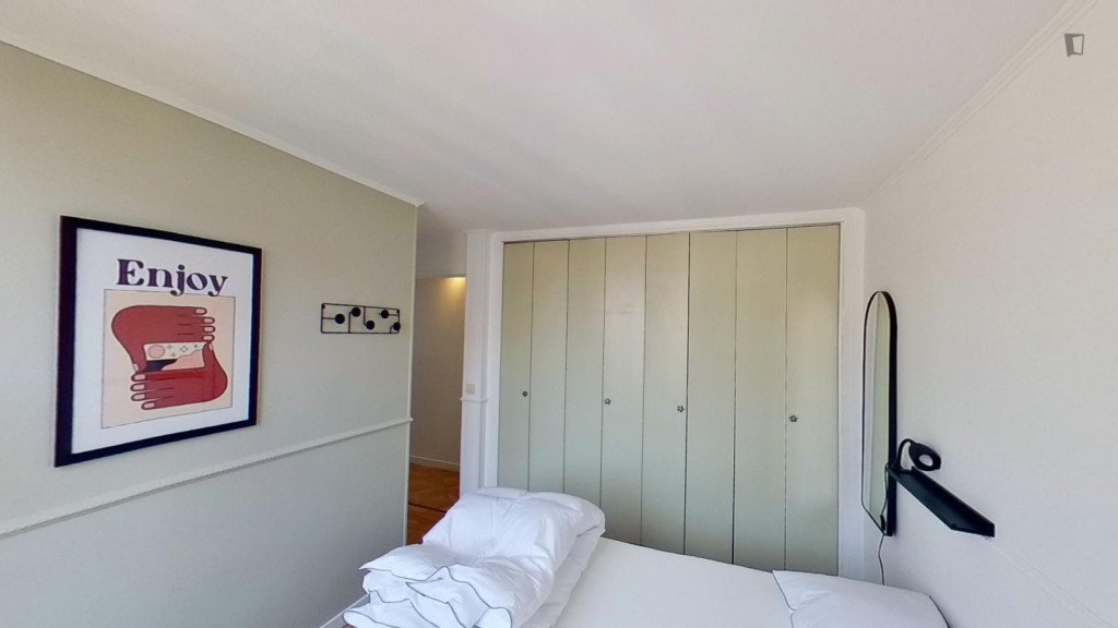 Dashing double bedroom near Université Gustave Eiffel