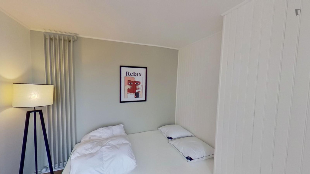 Welcoming double bedroom near Université Gustave Eiffel