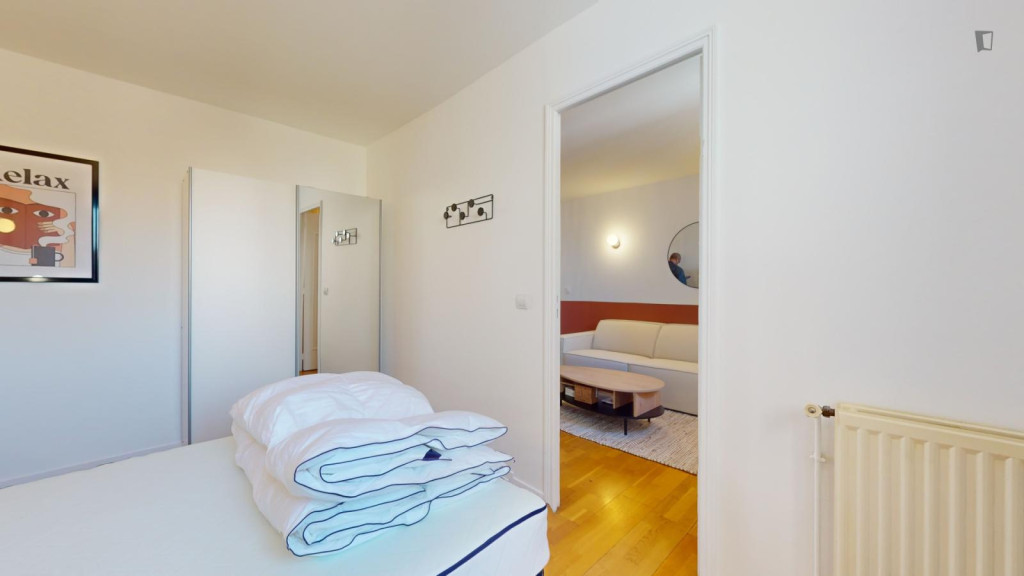 Homely double bedroom in Gennevilliers