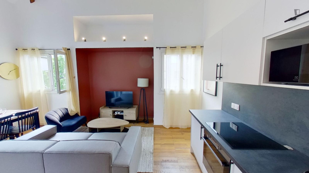 Tasteful double bedroom near Parc des Sévines
