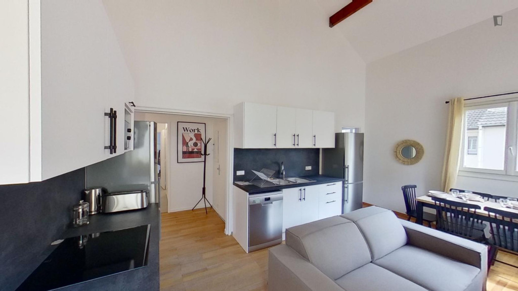 Tasteful double bedroom near Parc des Sévines
