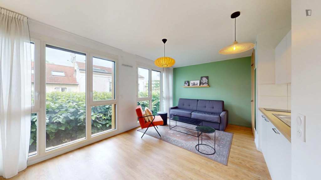 Inviting studio near the Ivry-sur-Seine train station