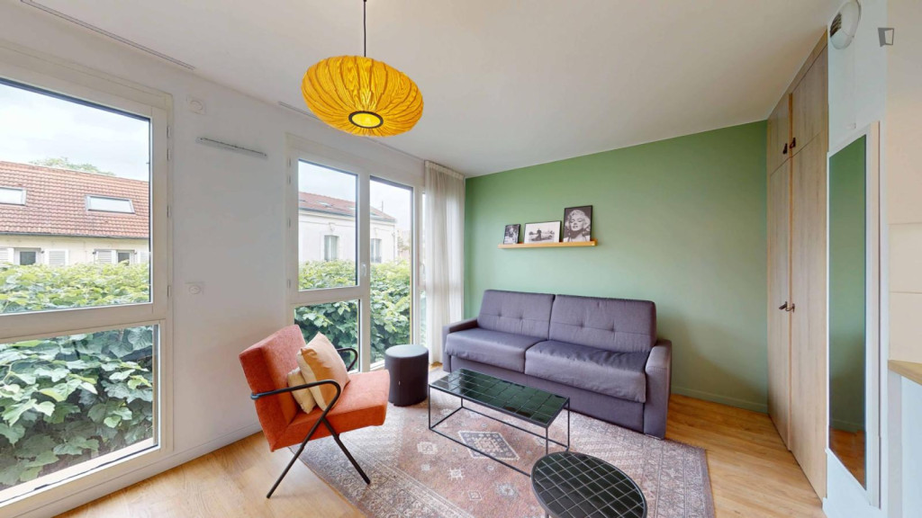 Ample studio in Ivry-sur-Seine
