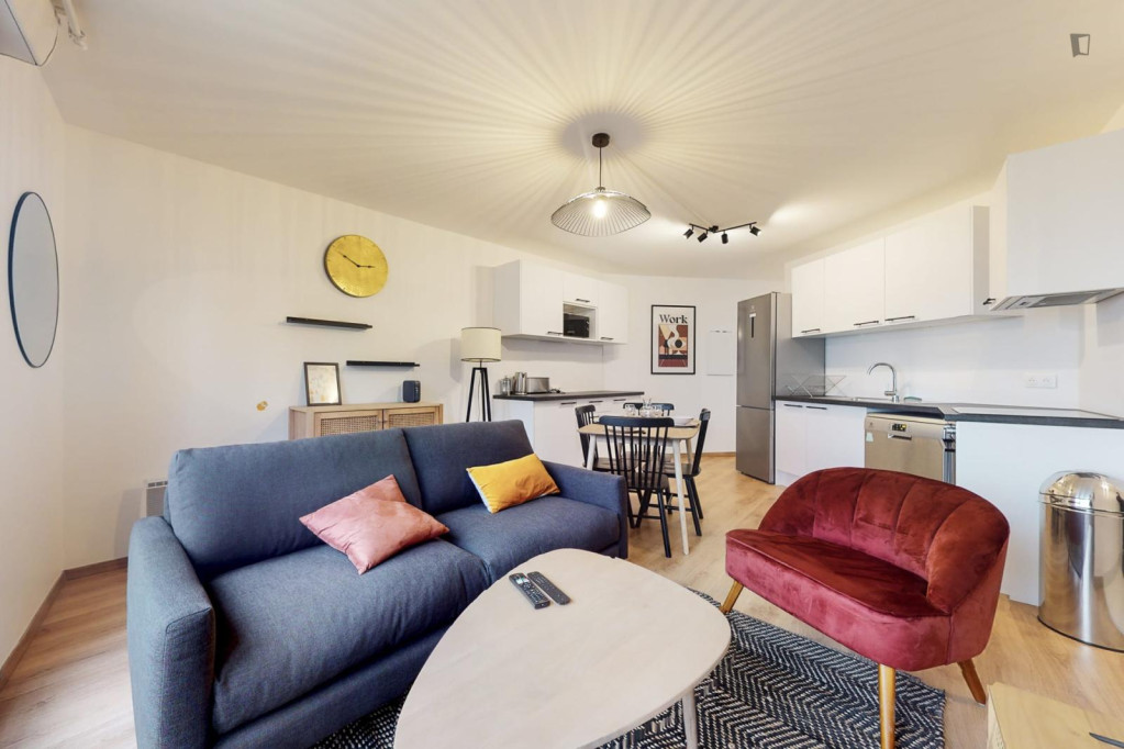 Very pleasant double bedroom in Bezons