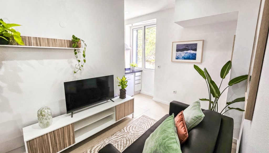 Stylish Coliving Apartments in Central Funchal with Community Feel