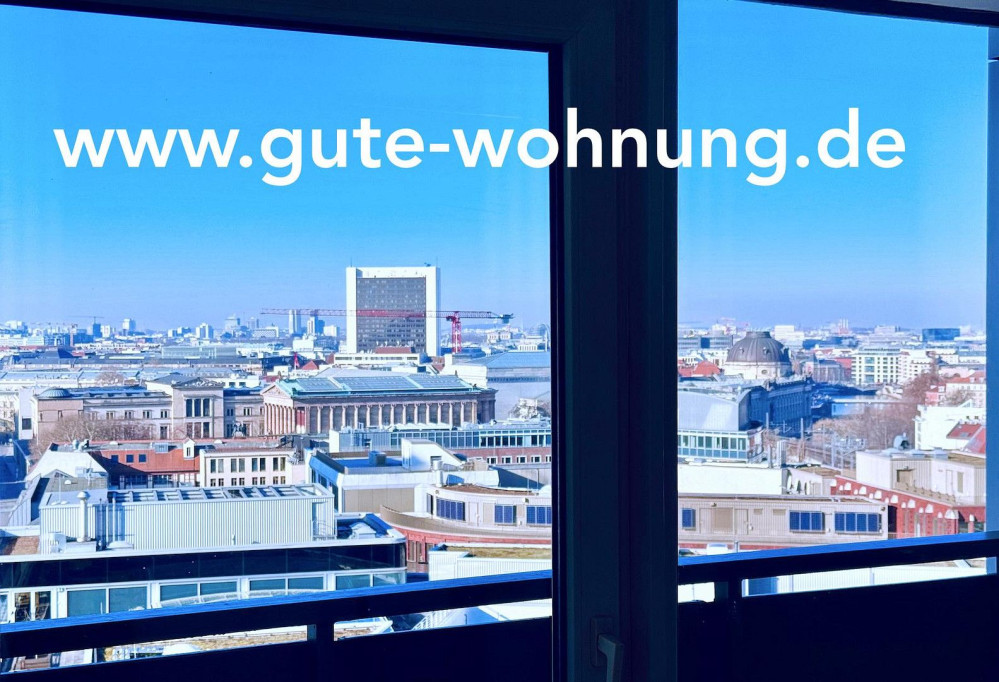 Spectacular Loft Hackescher Markt: View, Balcony & Parking