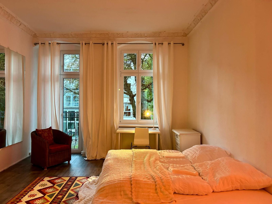 Beautiful furnished 4 room apartment in Berlin-Grünau – walking distance to S-Bahn, incl. Anmeldung