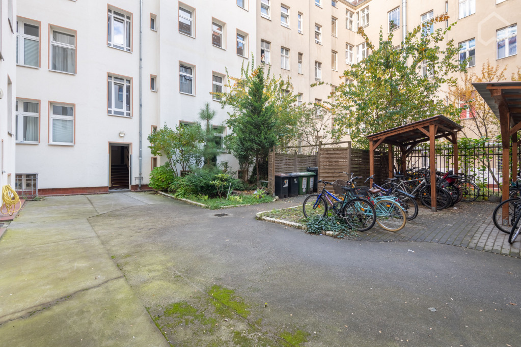 The Charme of a historical building meets modern living in Berlin, Charlottenburg