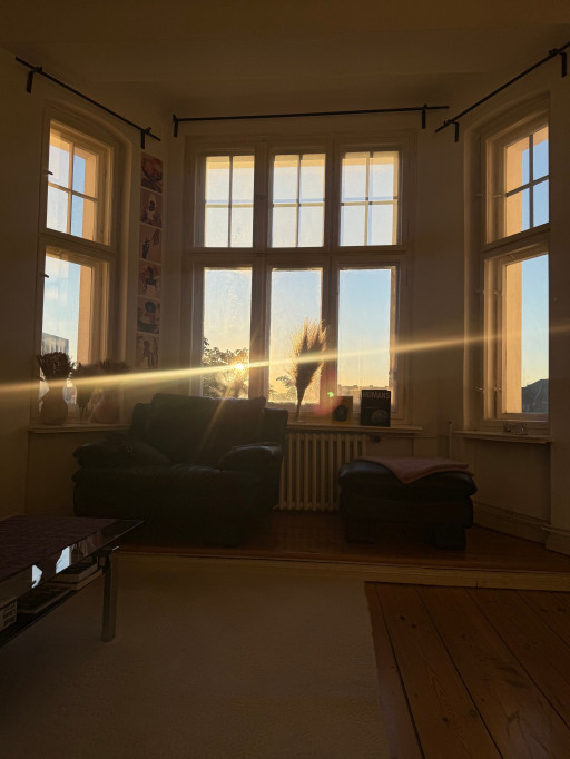 Stylish 130 sqm 4-Room Apartment with 2 Baths & Balcony | Charlottenburg