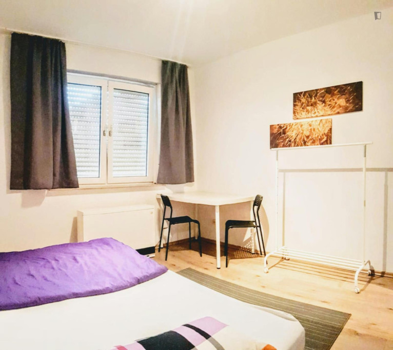 Neat single bedroom near Dortmund-Somborn station - Dortmund - chambre - ImmoJeune