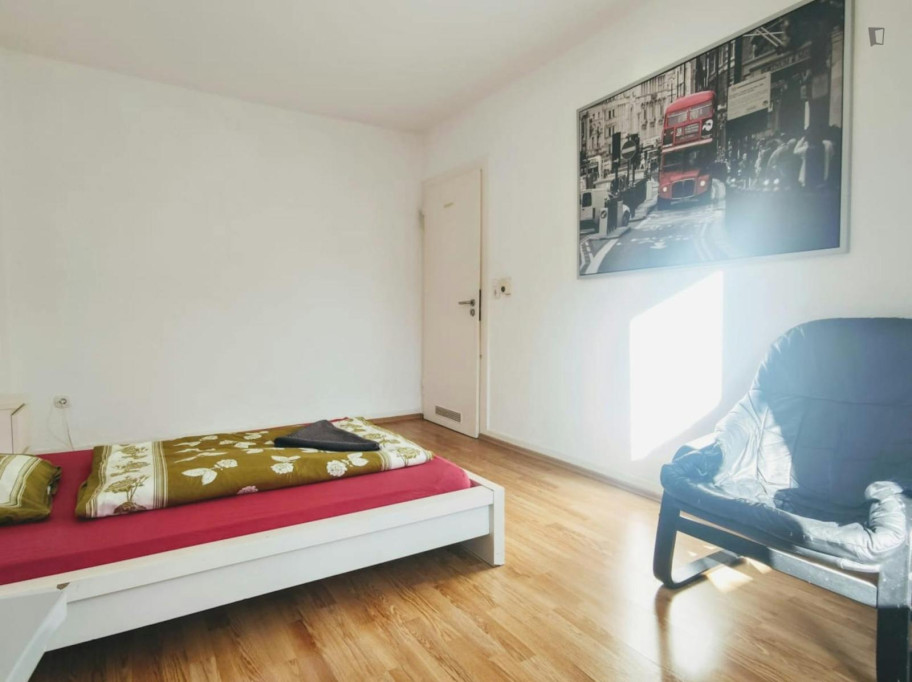 Pleasant single bedroom near Dortmund Germania station - Dortmund - chambre - ImmoJeune