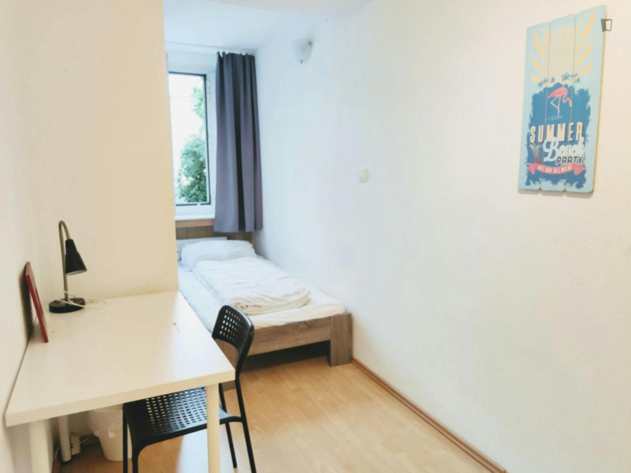 Neat single bedroom near Am Zehnthof metro - Dortmund - chambre - ImmoJeune