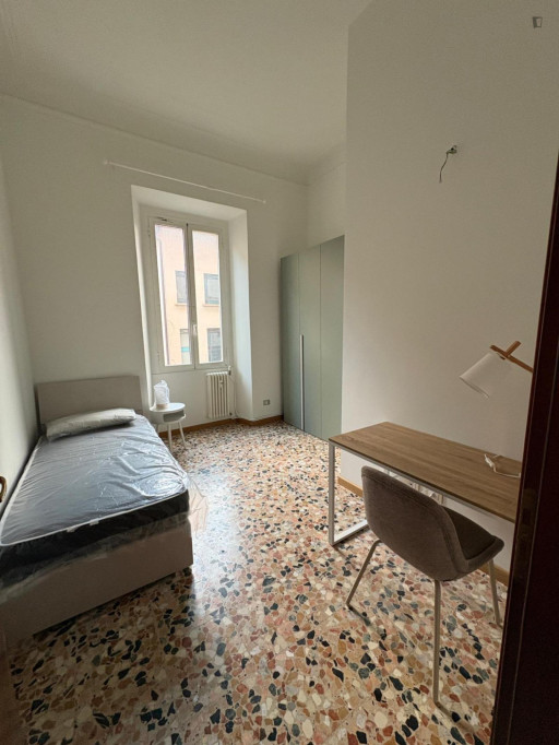 Single Bedroom in a 4-Bedroom Apartment in Milan near Politecnico - Milan - chambre - ImmoJeune