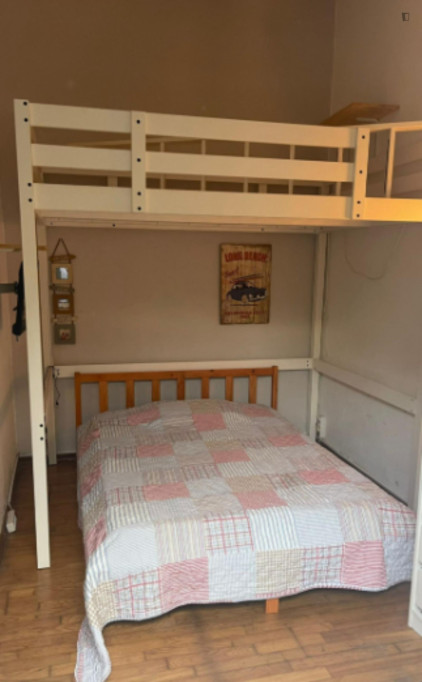 Passionate Double Bedroom close to Meco Beach - Setubal - chambre - ImmoJeune