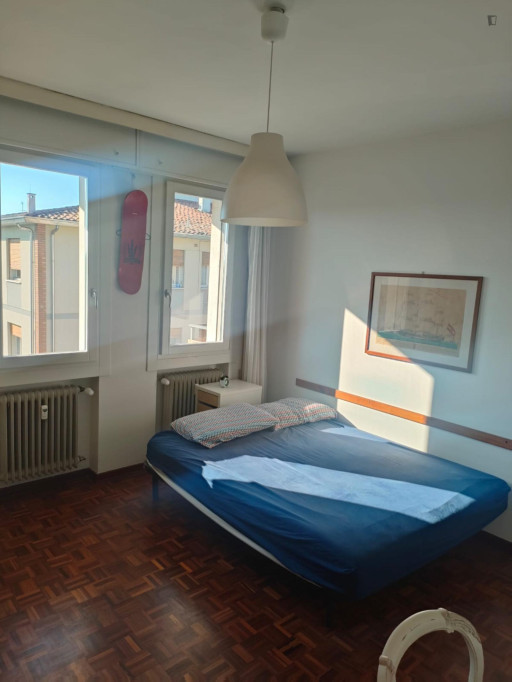 Double bedroom in 5-bedroom apartment - Padova - chambre - ImmoJeune