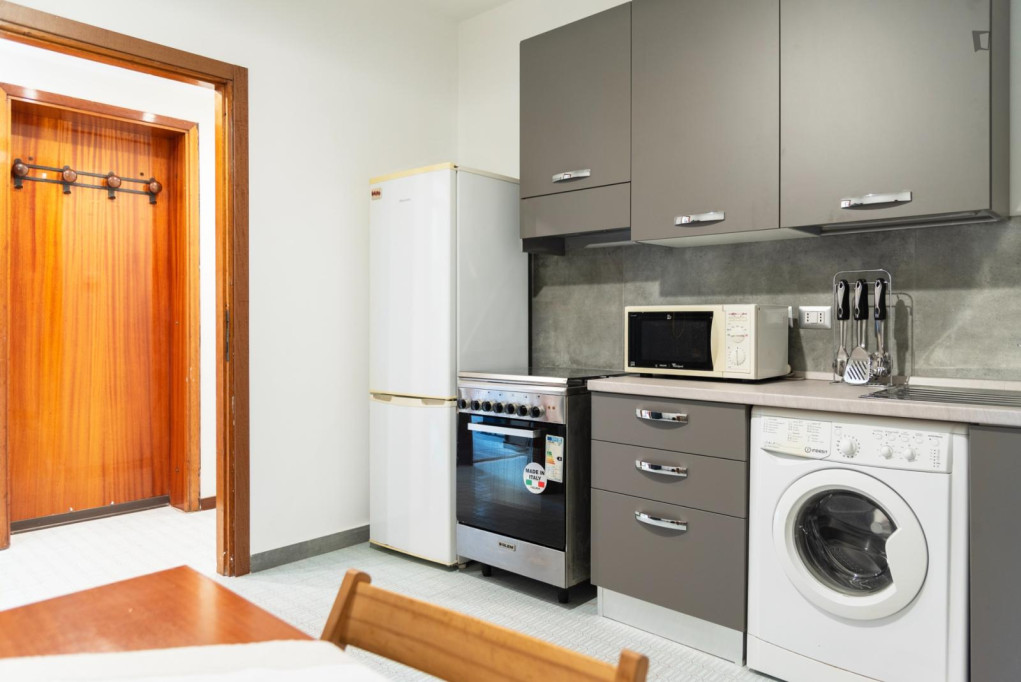Very comfy 2-bedroom apartment in Corvetto - Milan - chambre - ImmoJeune