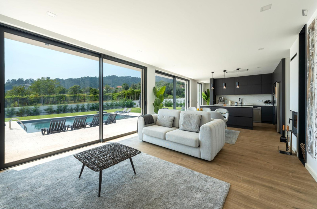 Elegant 3-bedroom house with a swimming pool, in Braga - Braga - chambre - ImmoJeune