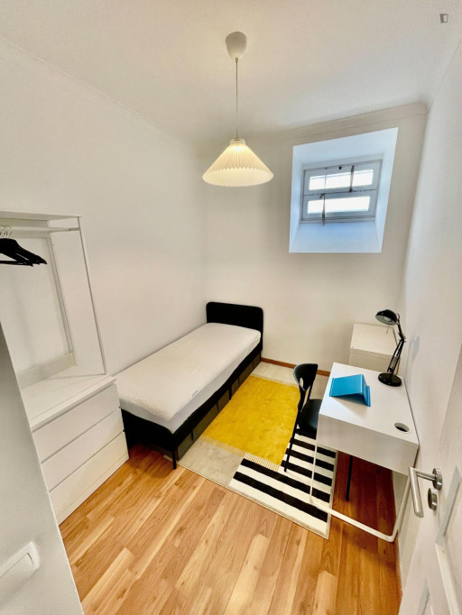 Comfy Single Bedroom near Catholic University and University of Lisbon - Lisbonne - chambre - ImmoJeune