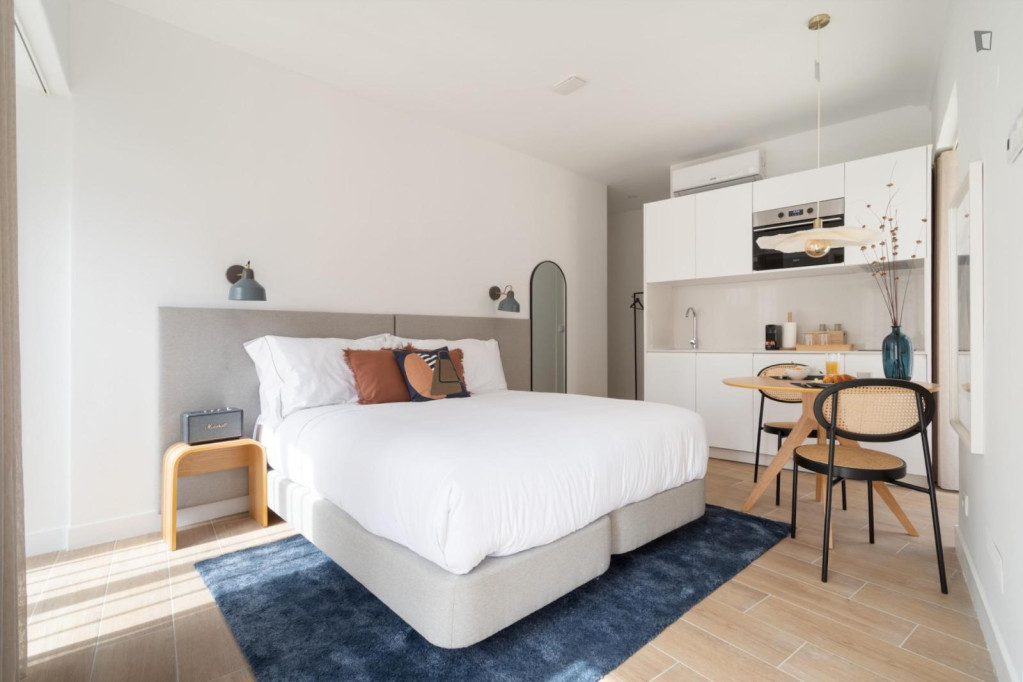 Modern Studio close to Santos Train Station - Lisbonne - chambre - ImmoJeune