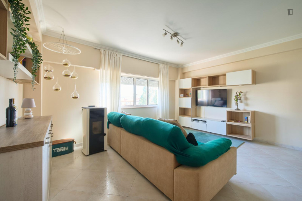 Bright and modern 2-bedroom apartment next to Metro Yellow line - Lisbonne - chambre - ImmoJeune