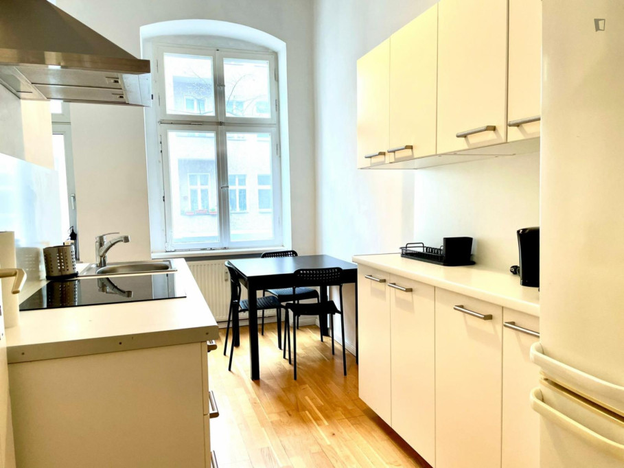 Pleasant 2-bedroom flat in Neukölln - Berlin - chambre - ImmoJeune