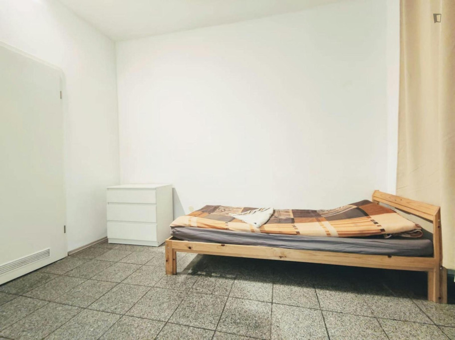 Lovely single bedroom near Reinoldikirche station - Dortmund - chambre - ImmoJeune