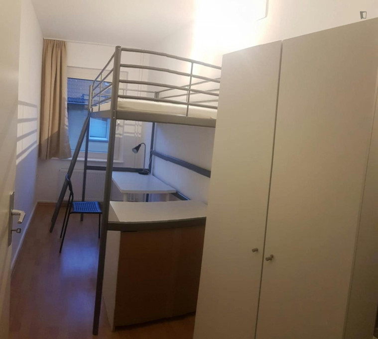 Snug single bedroom near the Ostentor metro - Dortmund - chambre - ImmoJeune