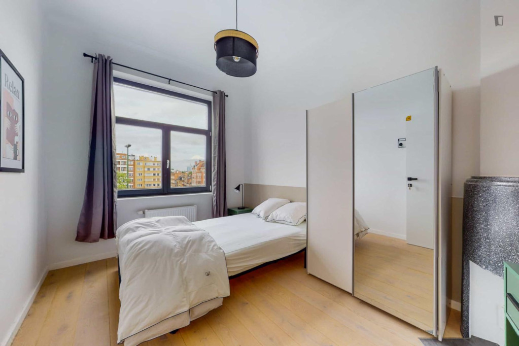 Neat double bedroom near Meiser station - Bruxelles - chambre - ImmoJeune