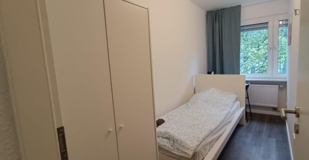 Neat single bedroom near the centre of Dortmund - Dortmund - chambre - ImmoJeune