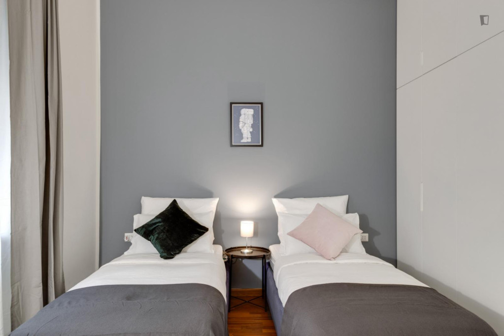 Comfortable Twin Bedroom located in the center of Milan - Milan - chambre - ImmoJeune