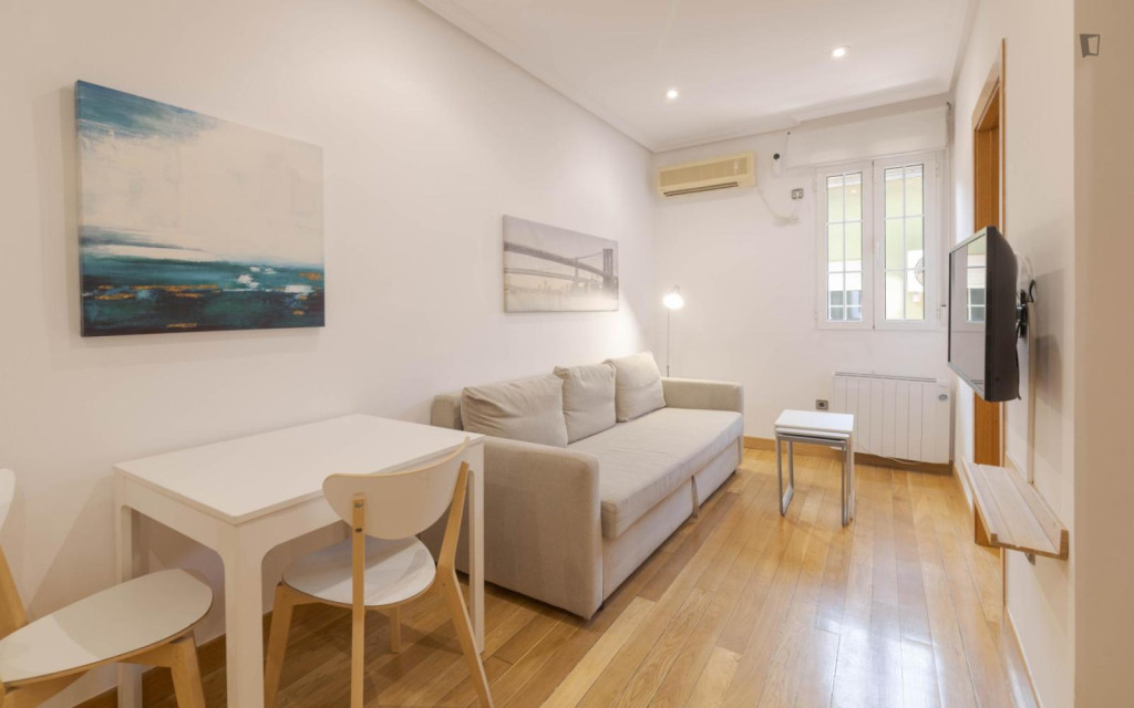 Neat 2 bedroom apartment in Chamartín - Madrid - chambre - ImmoJeune