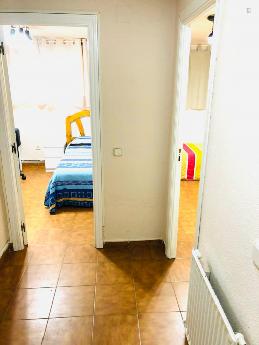 Great single bedroom 5' walking from UAX (Universidad Alfonso X El Sabio) - Madrid - chambre - ImmoJeune