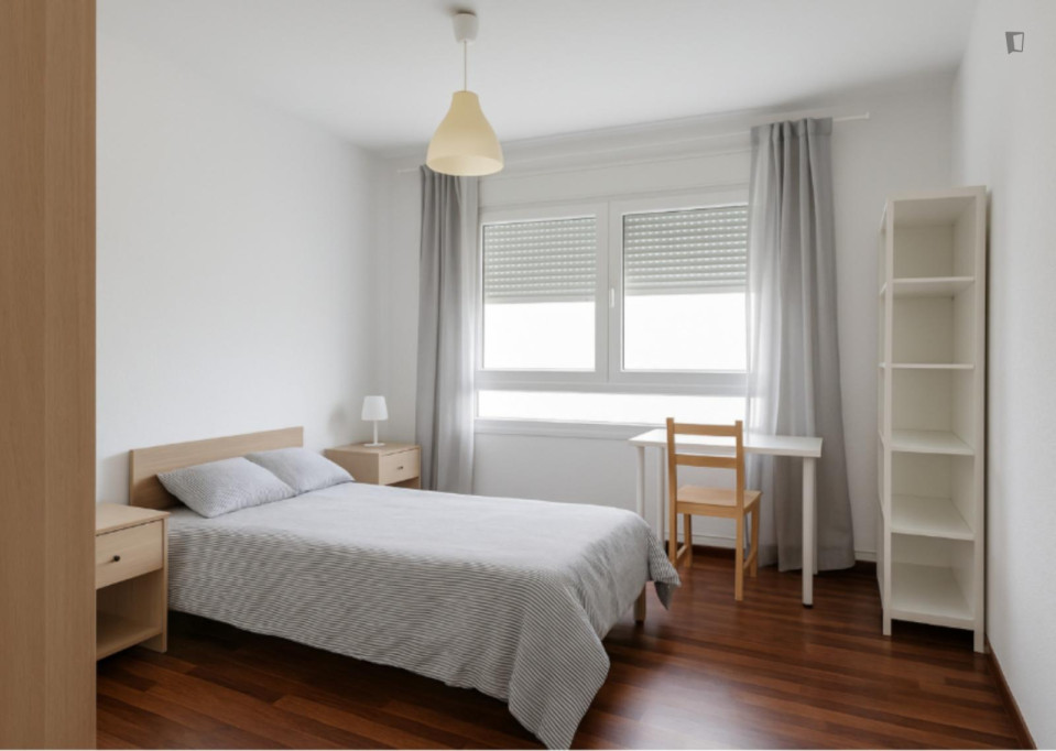 Explosive Double Bedroom close to Campus Sur University - Santiago de Compostela - chambre - ImmoJeune