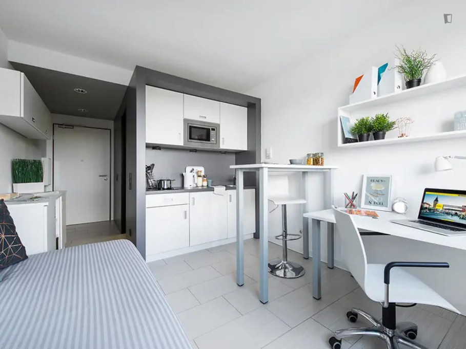 Studio S Silver - Frankfurt am Main - chambre - ImmoJeune