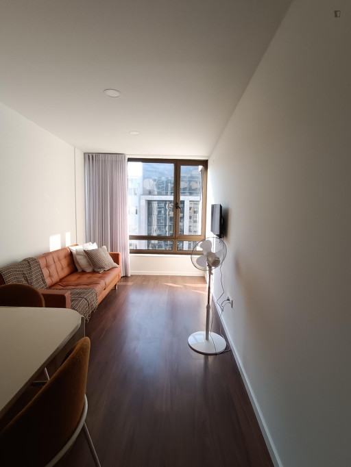 Incredible 3 Bedroom Apartment close to Trindade Metro - Porto - chambre - ImmoJeune