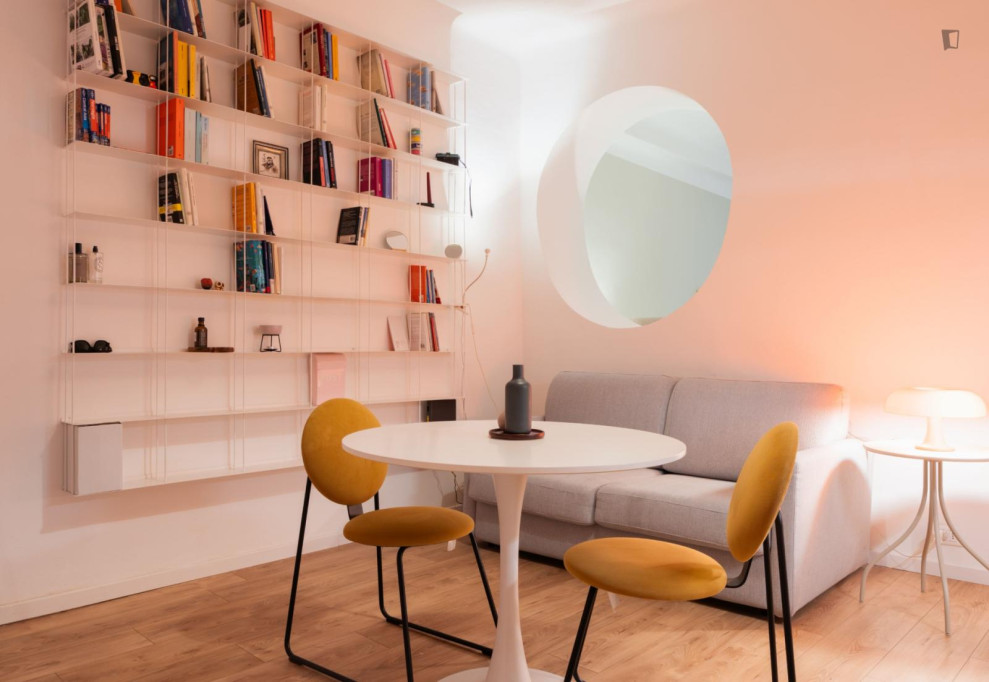 1-bedroom apartment, with outdoor area - Milan - chambre - ImmoJeune