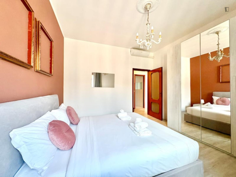 Very nice double bedroom in Barona - Milan - chambre - ImmoJeune