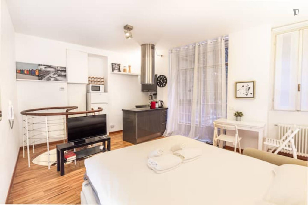 Welcoming studio near Università Cattolica del Sacro Cuore - Milan - chambre - ImmoJeune
