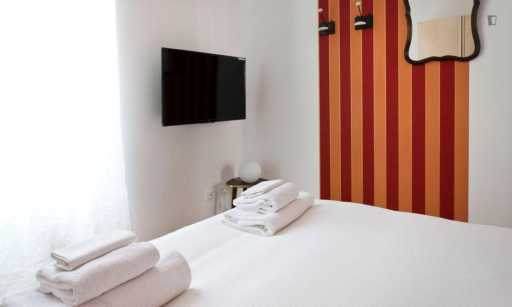 Snug 1-bedroom apartment near Stazione Centrale - Milan - chambre - ImmoJeune
