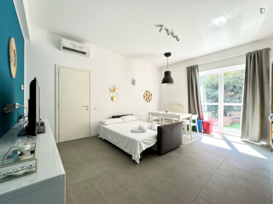 Sunny 1-bedroom apartment in Foppette - Milan - chambre - ImmoJeune