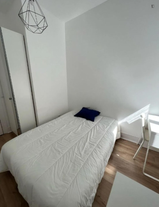 Delightful bedroom - Lisbonne - chambre - ImmoJeune