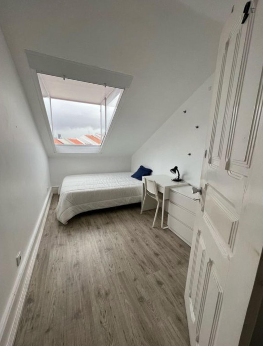 Lovely bedroom - Lisbonne - chambre - ImmoJeune