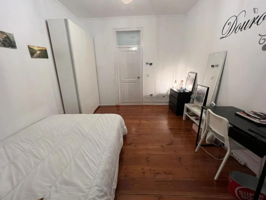 Sunny room in Alcântara - Lisbonne - chambre - ImmoJeune