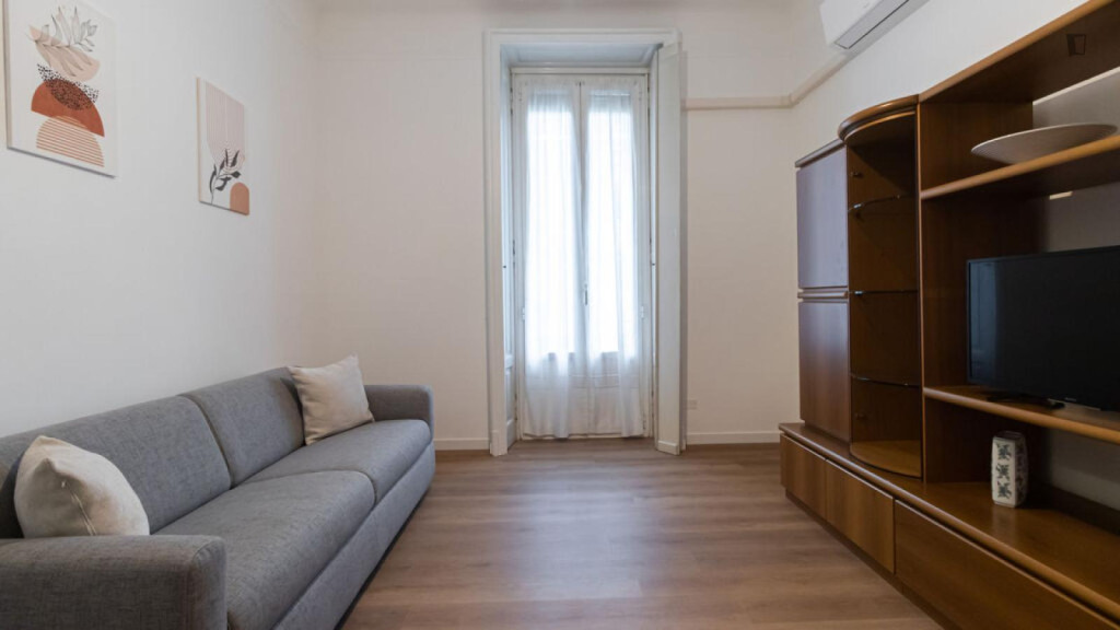 Attractive 1-bedroom apartment in the Zara area - Milan - chambre - ImmoJeune