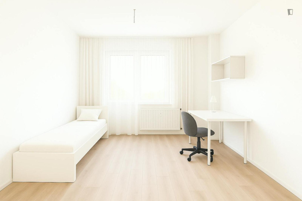 Appealing single bedroom near the Grünauer Allee train station - Leipzig - chambre - ImmoJeune