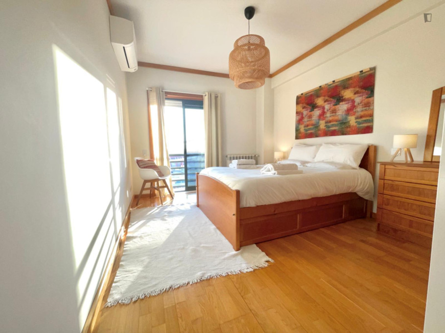 Charming flat near Benfica metro station - Lisbonne - chambre - ImmoJeune
