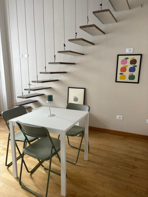Modern 2-Bedroom Apartment in Milan  - Milan - chambre - ImmoJeune