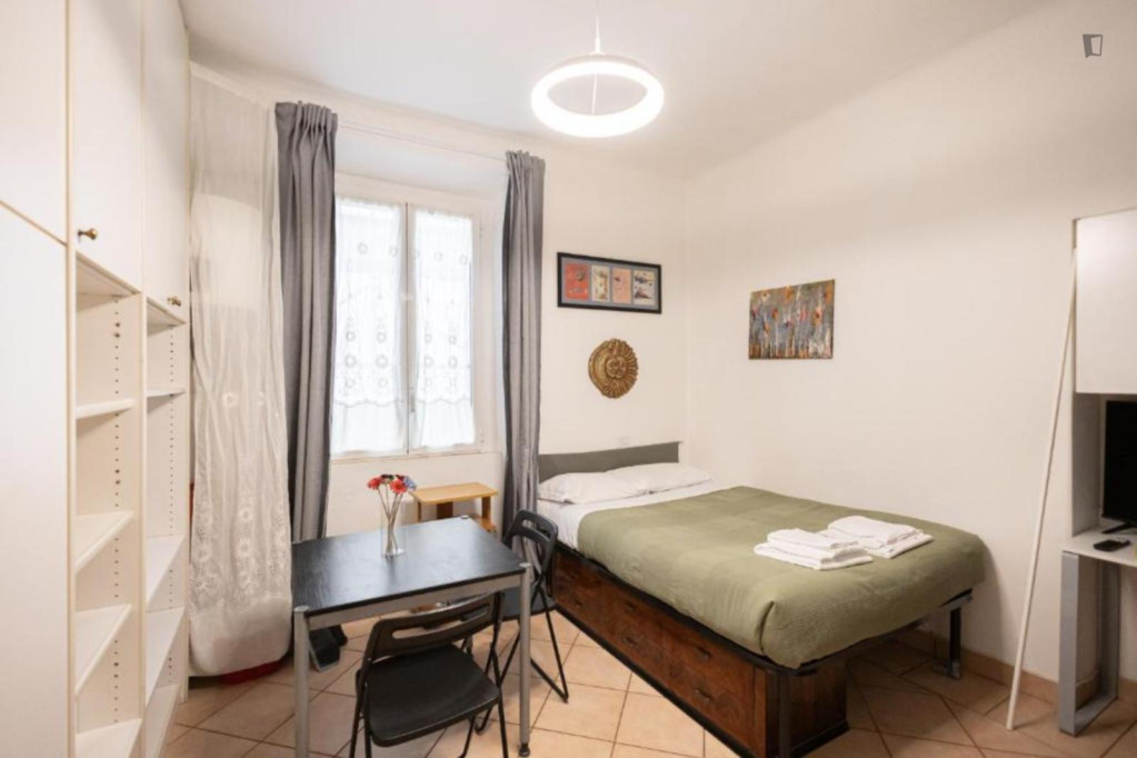 Alluring studio near Università Bocconi - Milan - chambre - ImmoJeune